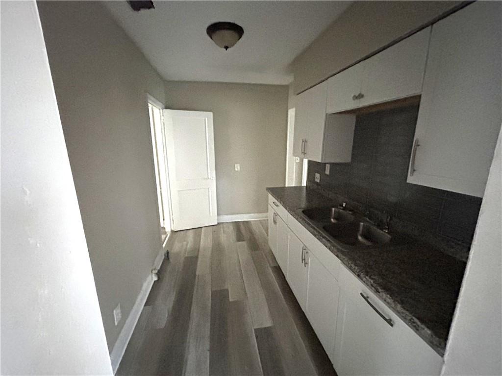 540 Hamilton E Holmes Drive NW