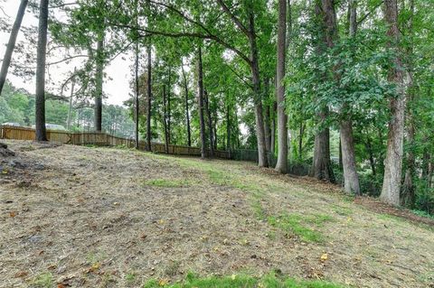 A home in Dacula