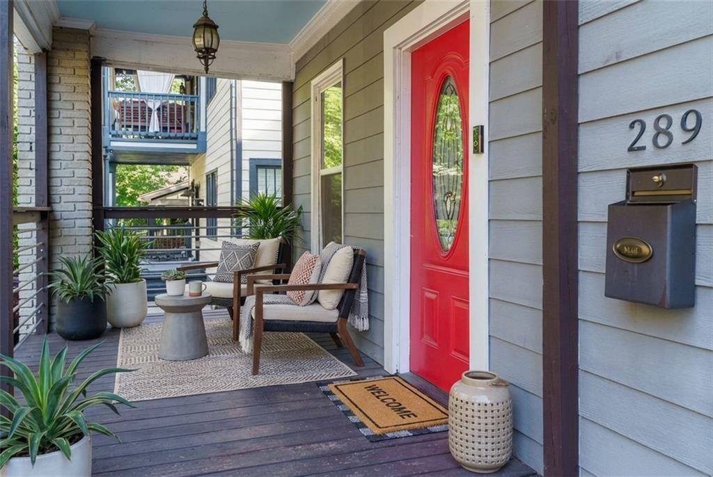 287 Mackenzie Drive NE