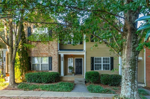 Townhouse For Sale - 504 Blossom Way<br/> Woodstock, GA 30188