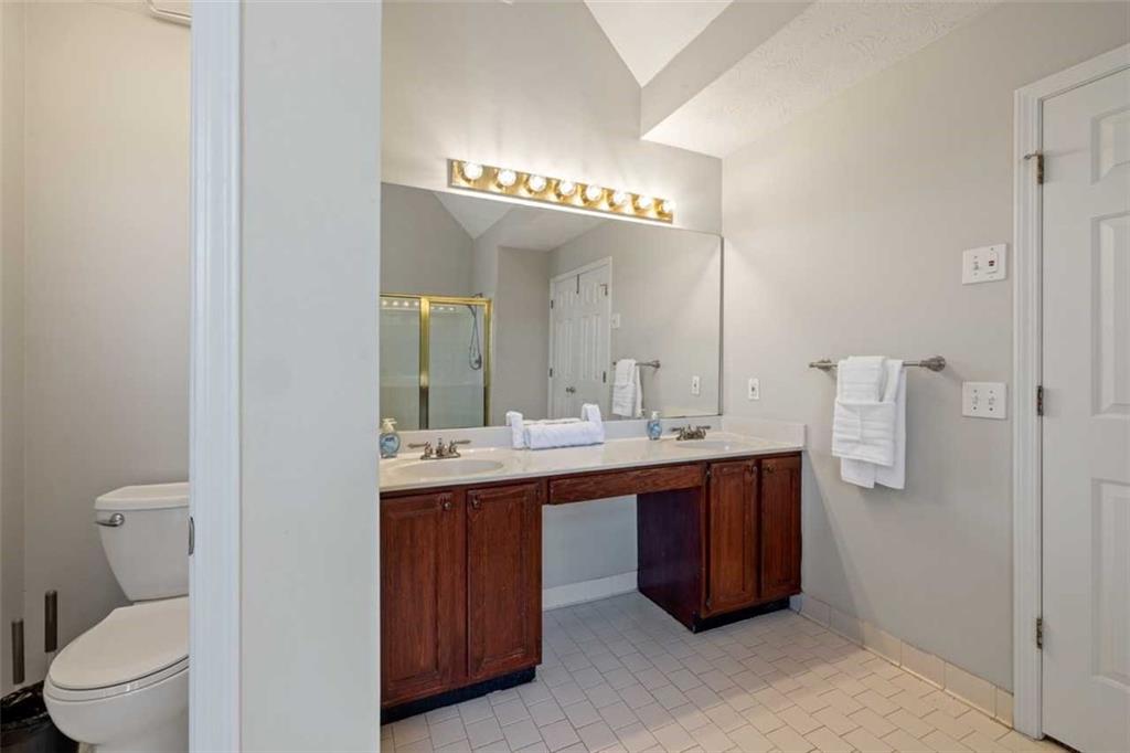 Calumet - Residential Lease