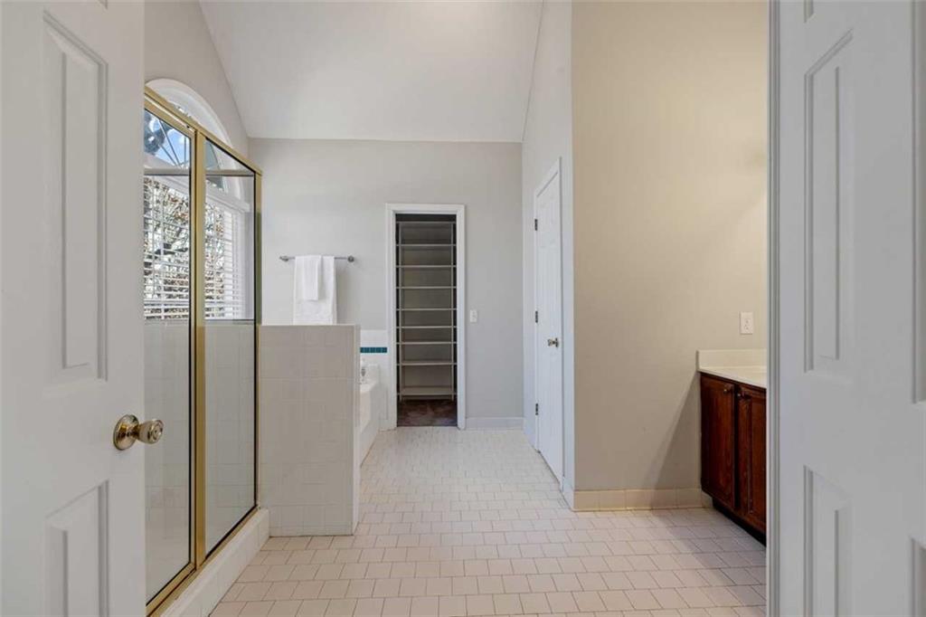 Calumet - Residential Lease