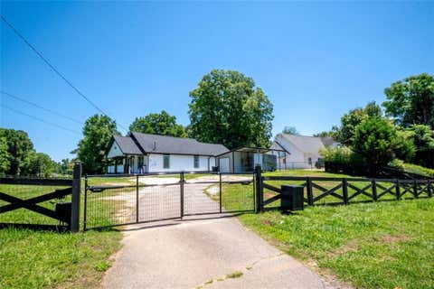 Homes For Sale - 3060 Gillsville Highway<br/> Gainesville, GA 30507