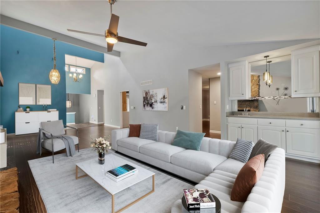 3000 Sawtooth Circle