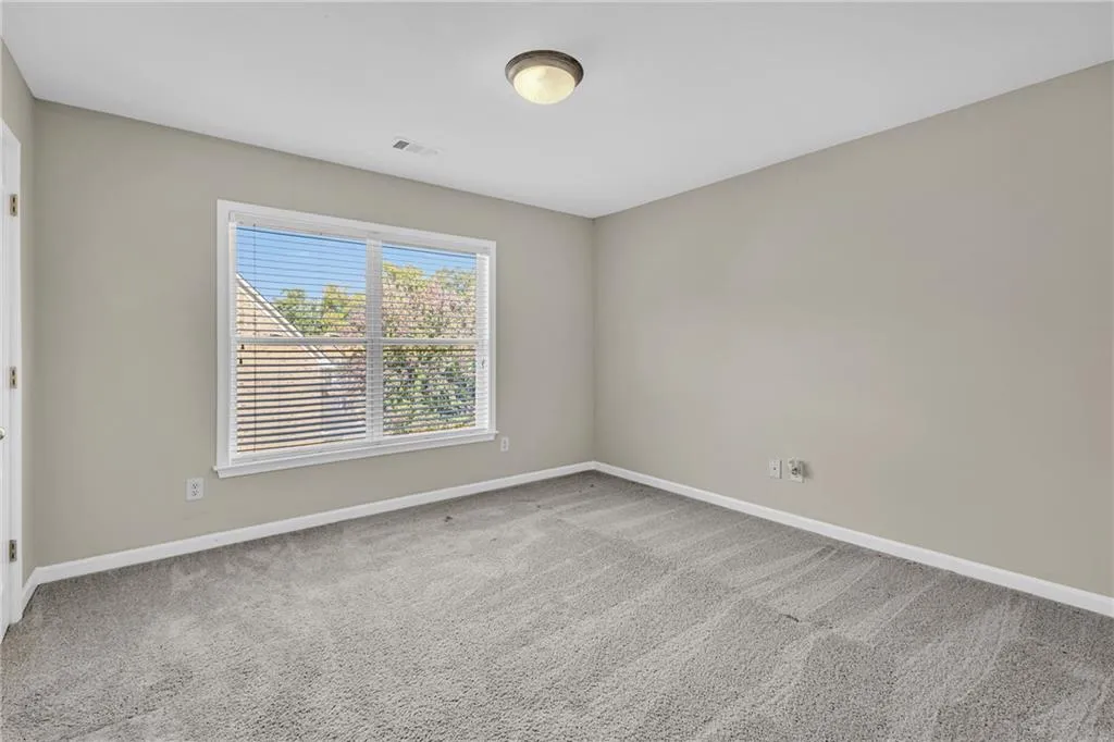 Atlanta, Georgia 30331, United States, 7 Bedrooms Bedrooms, ,5 BathroomsBathrooms,Residential,Active,36245