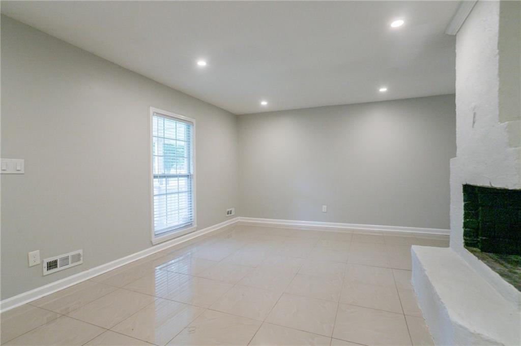 Dunhill Acres - Residential
