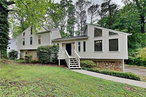 Photo of 1341 Rhododendron Drive NW, Acworth, GA 30102 (MLS # 7769036)
