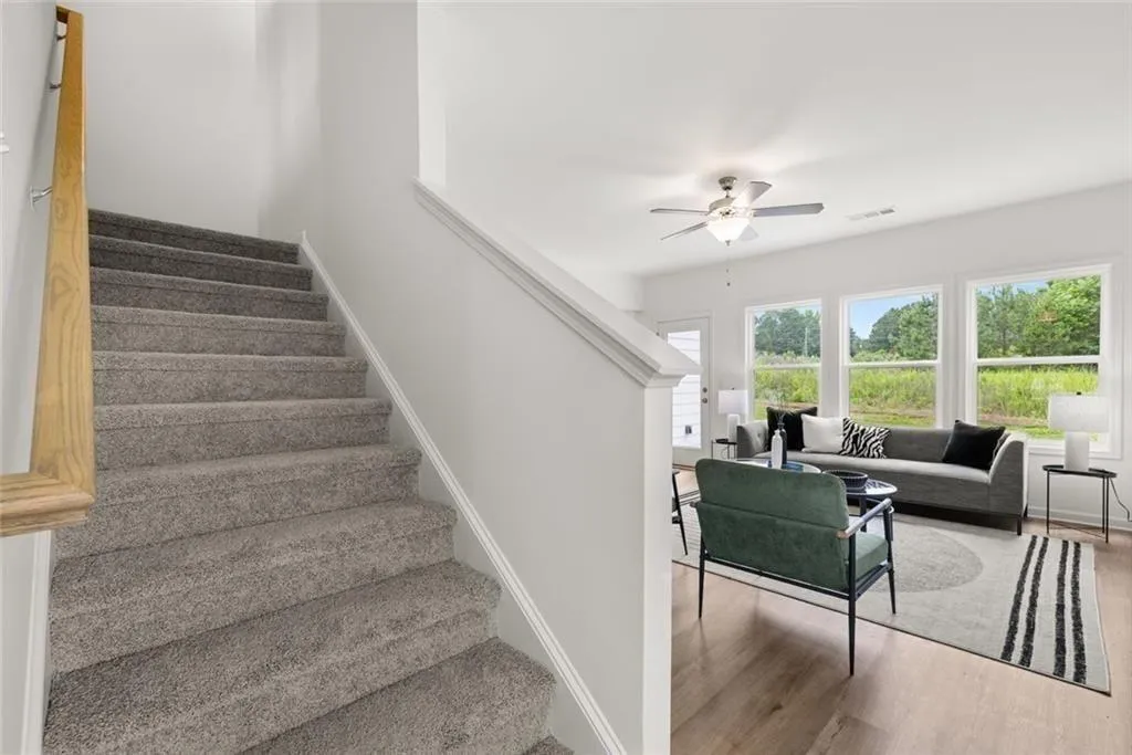 Loganville, Georgia 30052, United States, 4 Bedrooms Bedrooms, ,3 BathroomsBathrooms,Residential,Active,172590