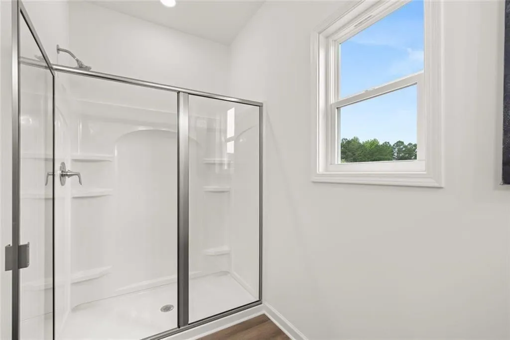 Loganville, Georgia 30052, United States, 4 Bedrooms Bedrooms, ,3 BathroomsBathrooms,Residential,Active,172590