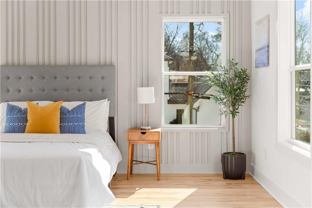 286 Sisson Avenue NE