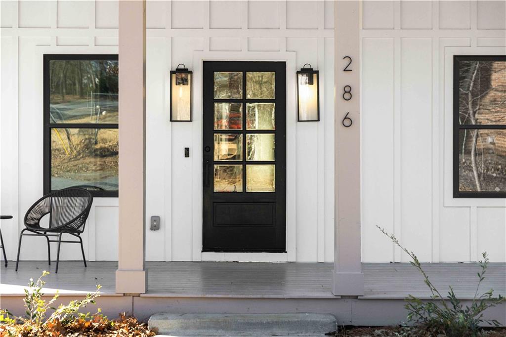 286 Sisson Avenue NE