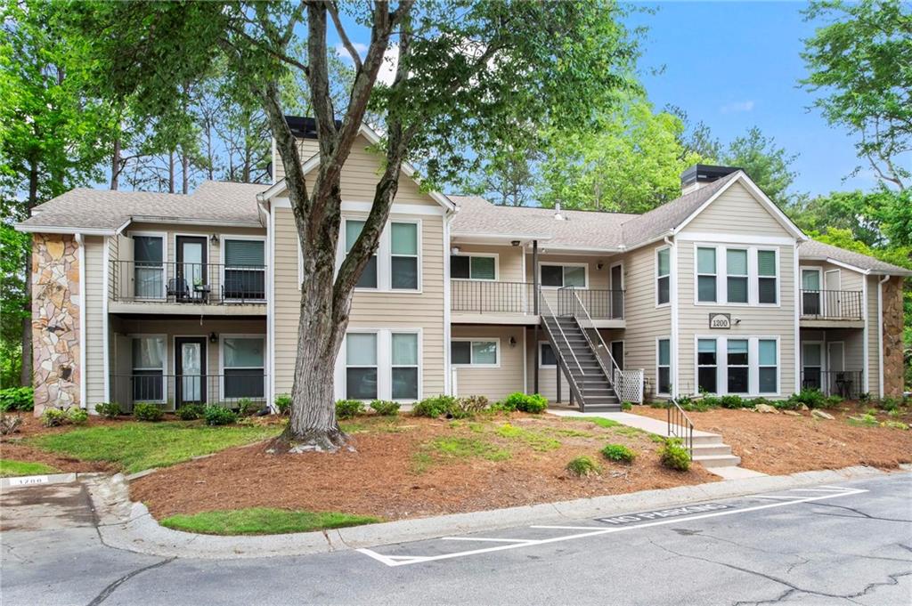 1214 Lake Pointe Circle