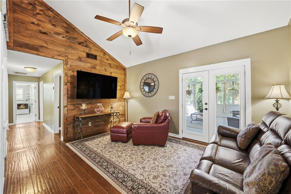 201 Talona Lake Terrace