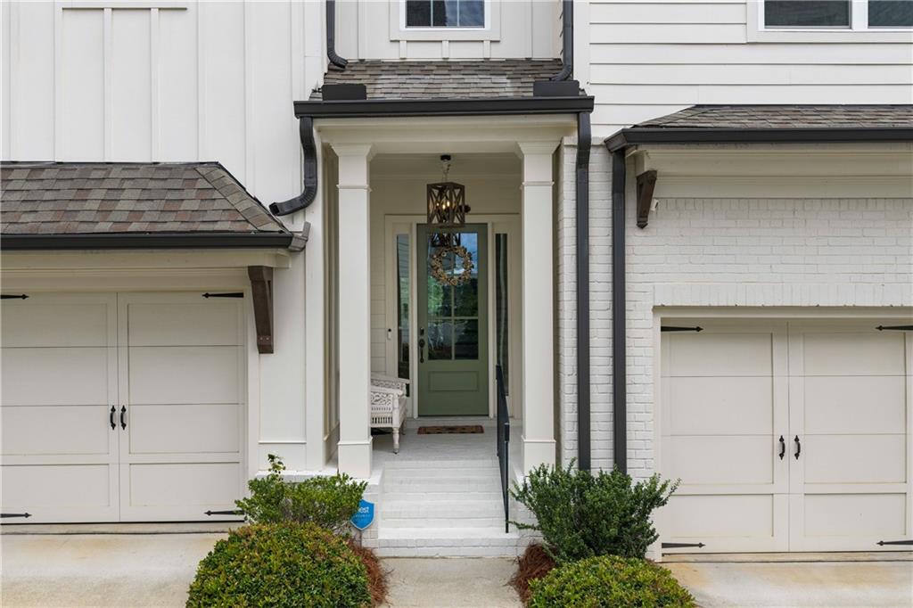 300 Banbury Crossing