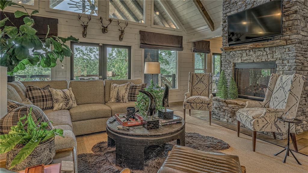 559 Overlook Trail