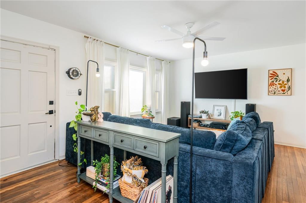 793 Toliver Street NE