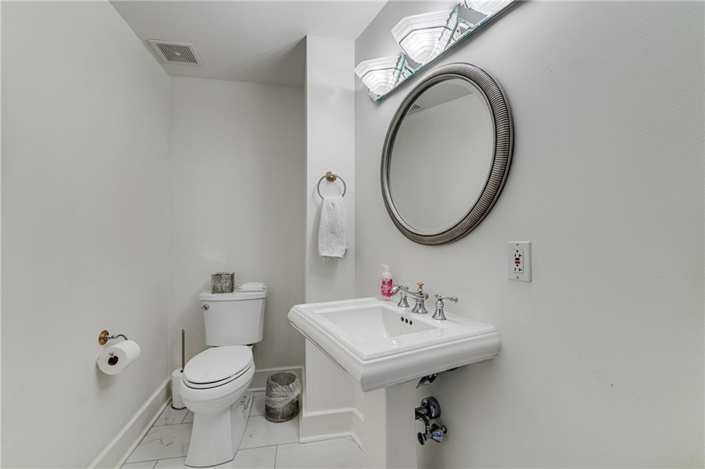 700 Park Regency Place #703, Atlanta, Georgia image 19