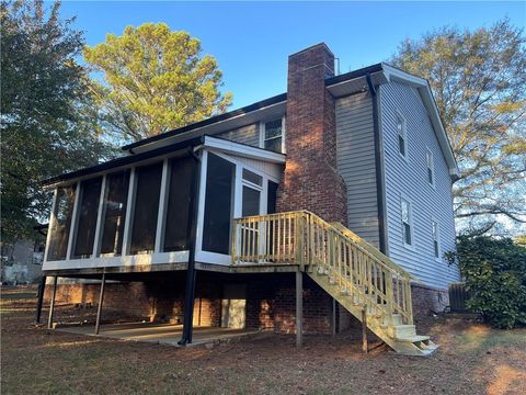 A home in Lilburn