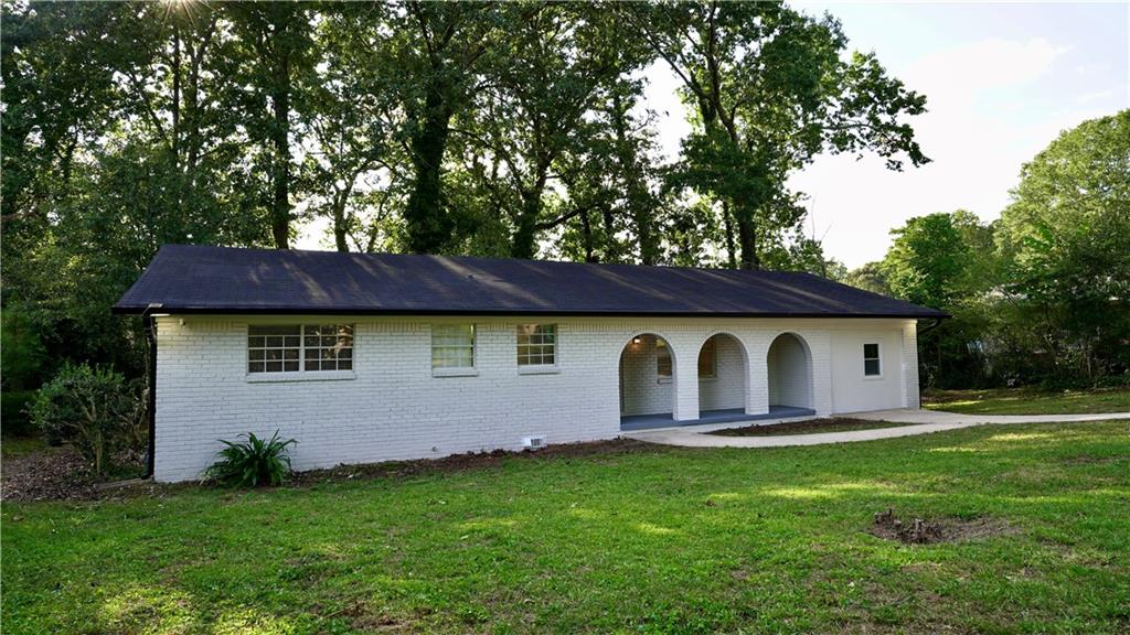 868 Maxey Hill Court