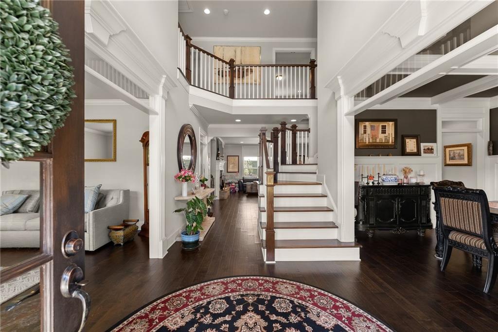 3362 Highland Park Way