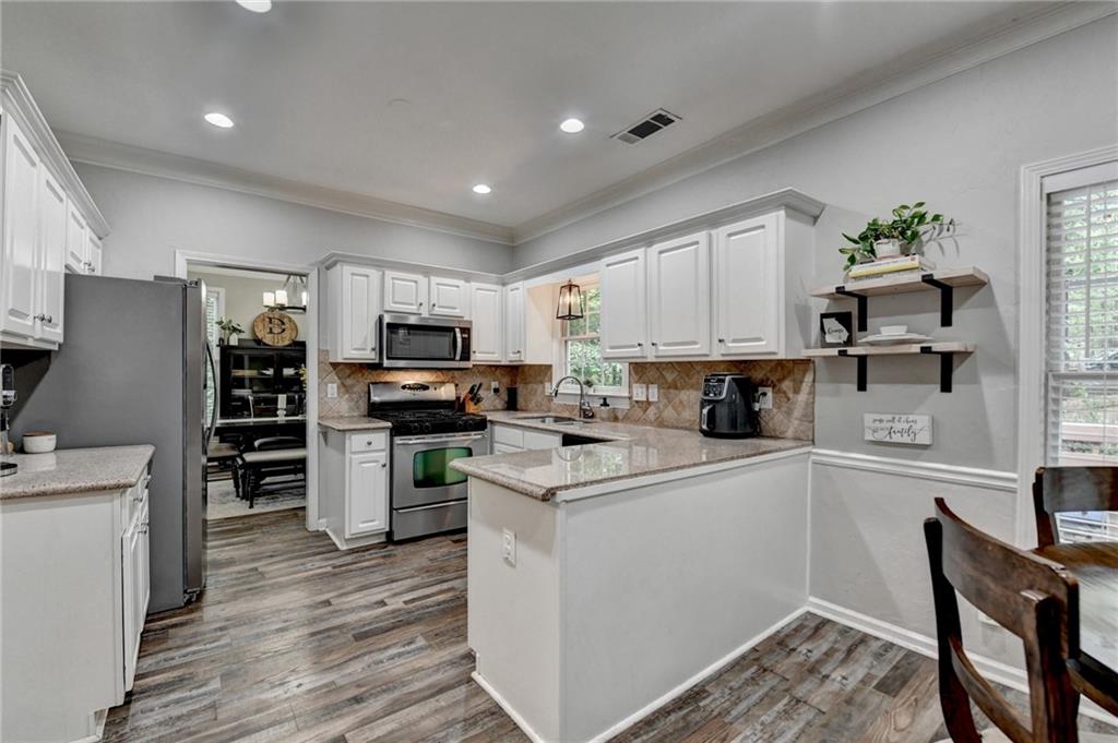 5574 Wynhall Drive, Peachtree Corners, Georgia image 14