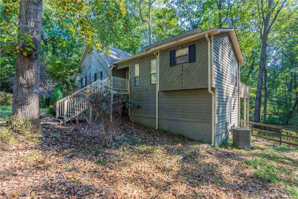 440 Julie Anne Way