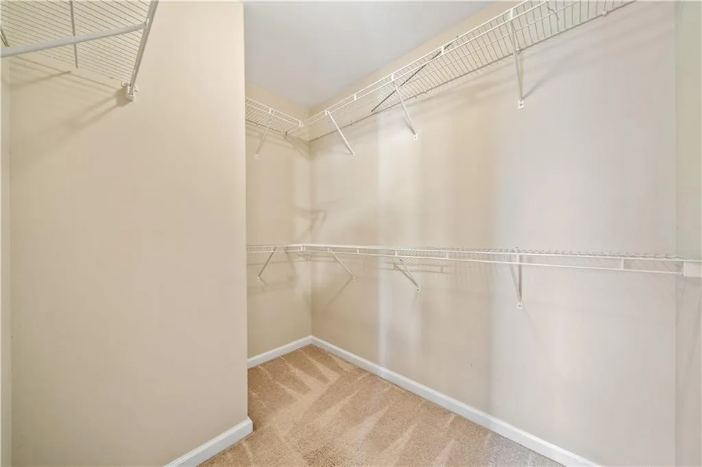 Suwanee, Georgia 30024, United States, 3 Bedrooms Bedrooms, ,3 BathroomsBathrooms,Residential,Pending,87032