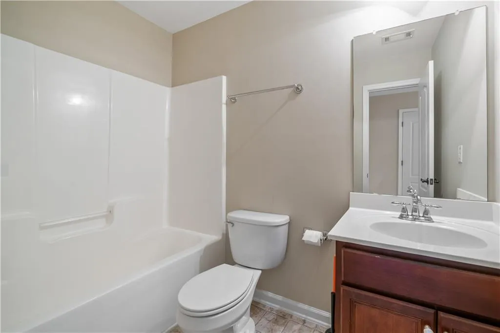 Suwanee, Georgia 30024, United States, 3 Bedrooms Bedrooms, ,3 BathroomsBathrooms,Residential,Pending,87032