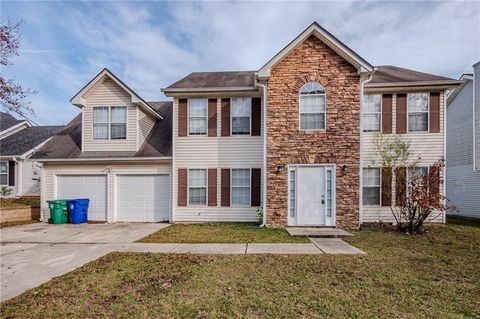 A home in Ellenwood