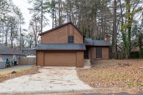 Homes For Sale - 3927 Centennial Trail<br/> Duluth, GA 30096