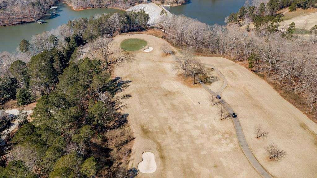 614 East Lake Drive