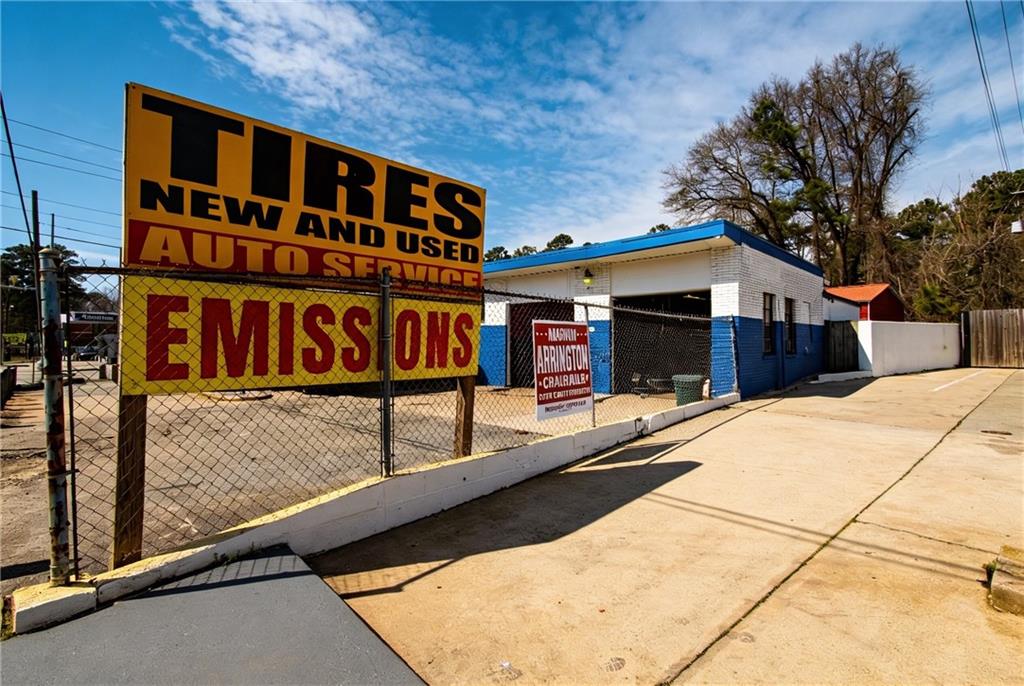 3555 Roosevelt Highway