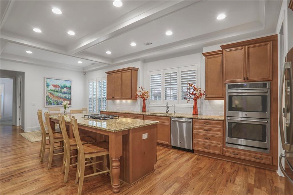 6054 Brookhaven Cir