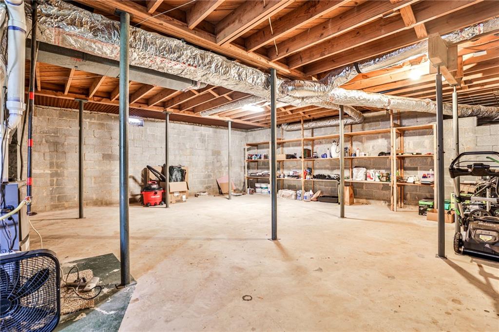 1777 Oak Crest Court, Tucker, Georgia image 30