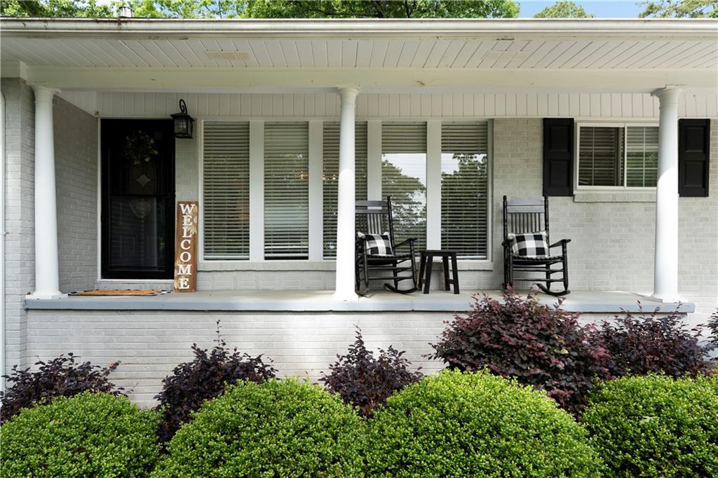 212 Sherwood Drive