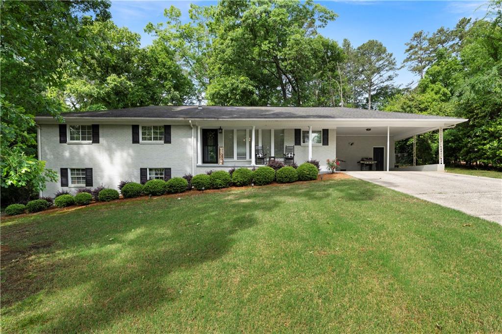 212 Sherwood Drive