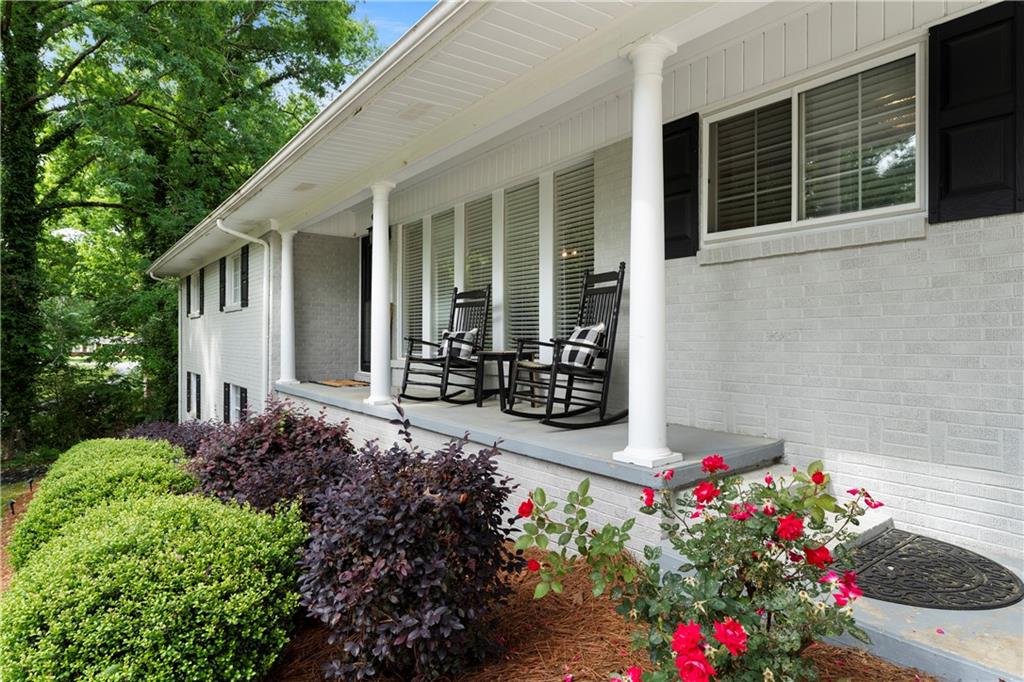 212 Sherwood Drive