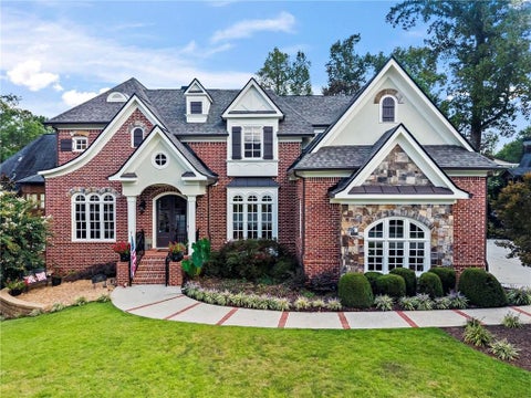 Homes For Sale - 1435 Lanier Court<br/> Atlanta, GA 30319