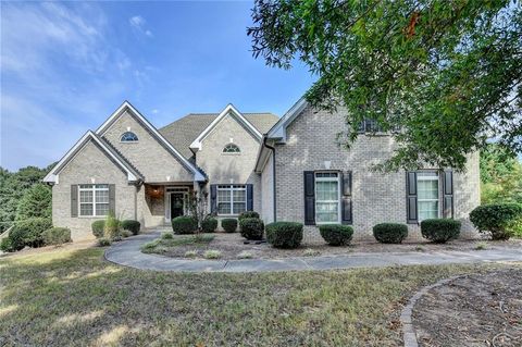 521 Sandy Cove Drive Loganville GA 30052