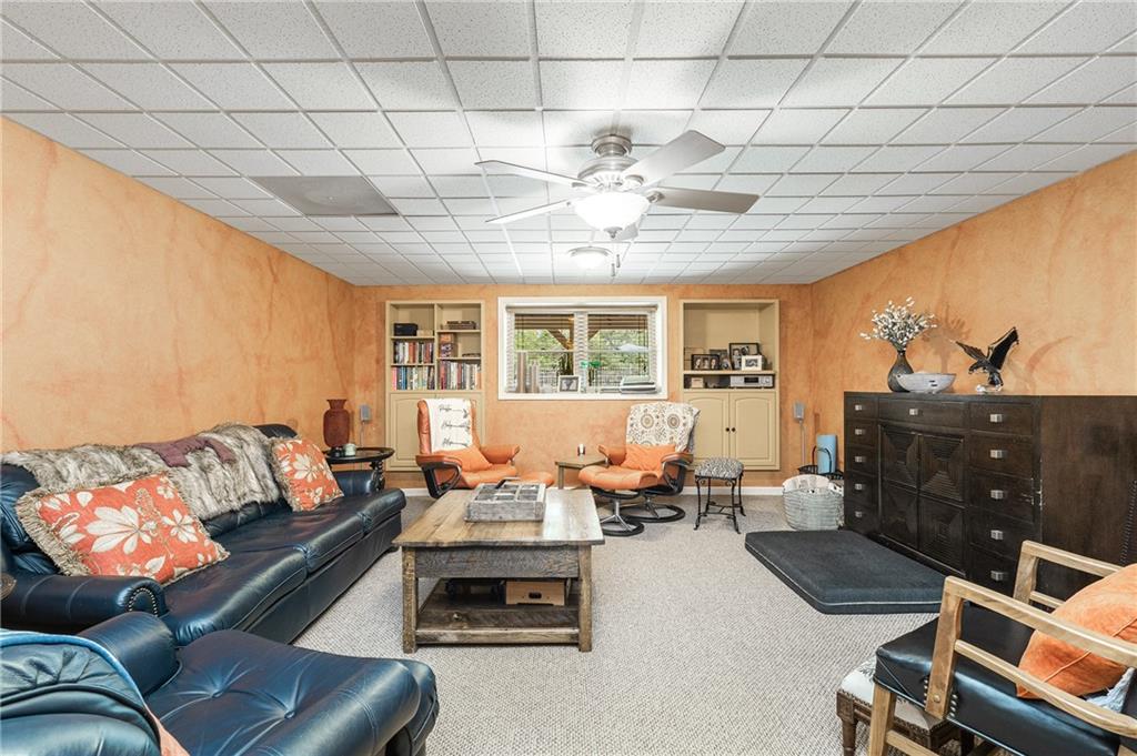 La Fayette Ridge - Residential