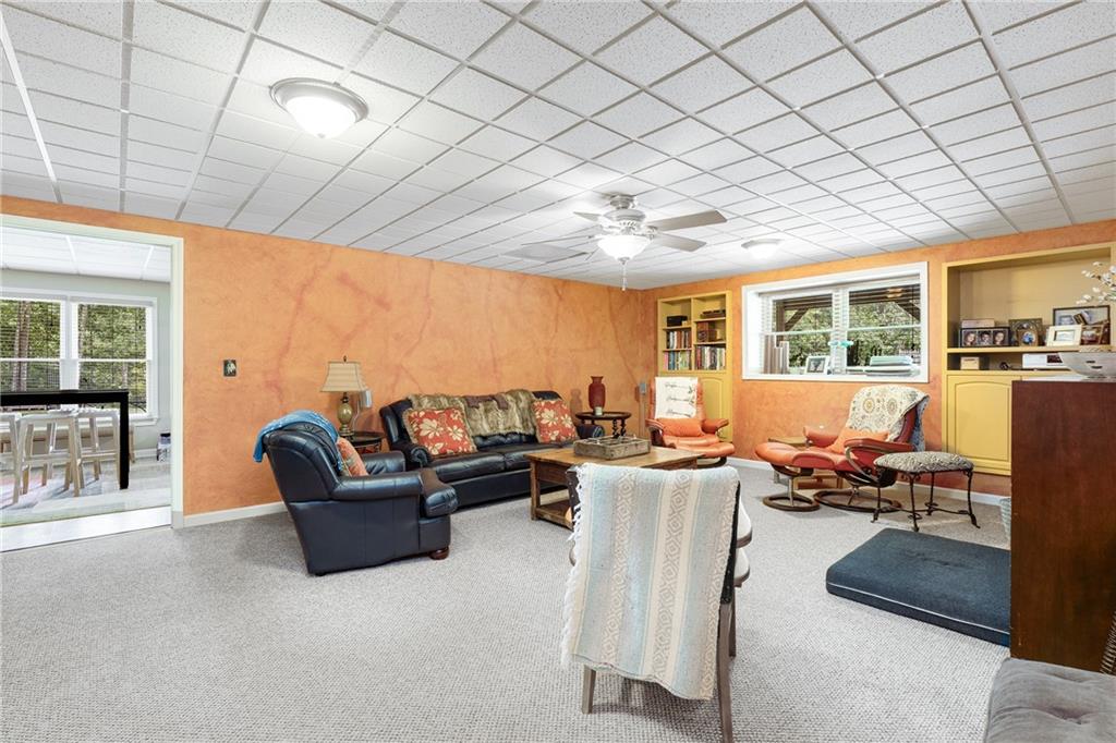 La Fayette Ridge - Residential