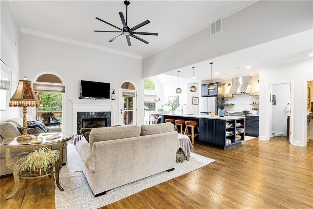 La Fayette Ridge - Residential