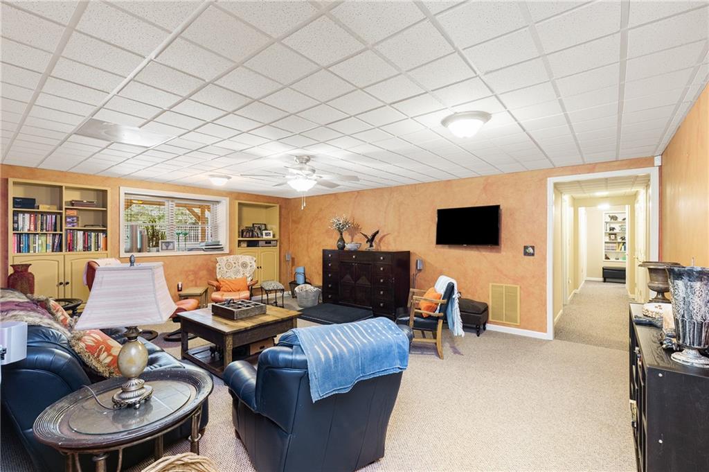 La Fayette Ridge - Residential