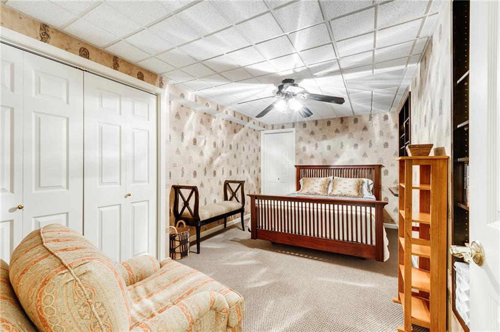 La Fayette Ridge - Residential