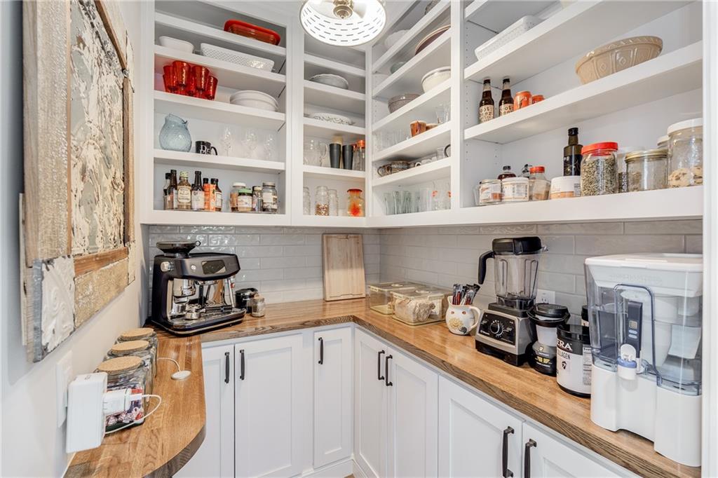 La Fayette Ridge - Residential