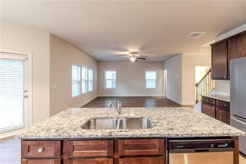 255 Dublin Way, Dallas, Georgia image 4