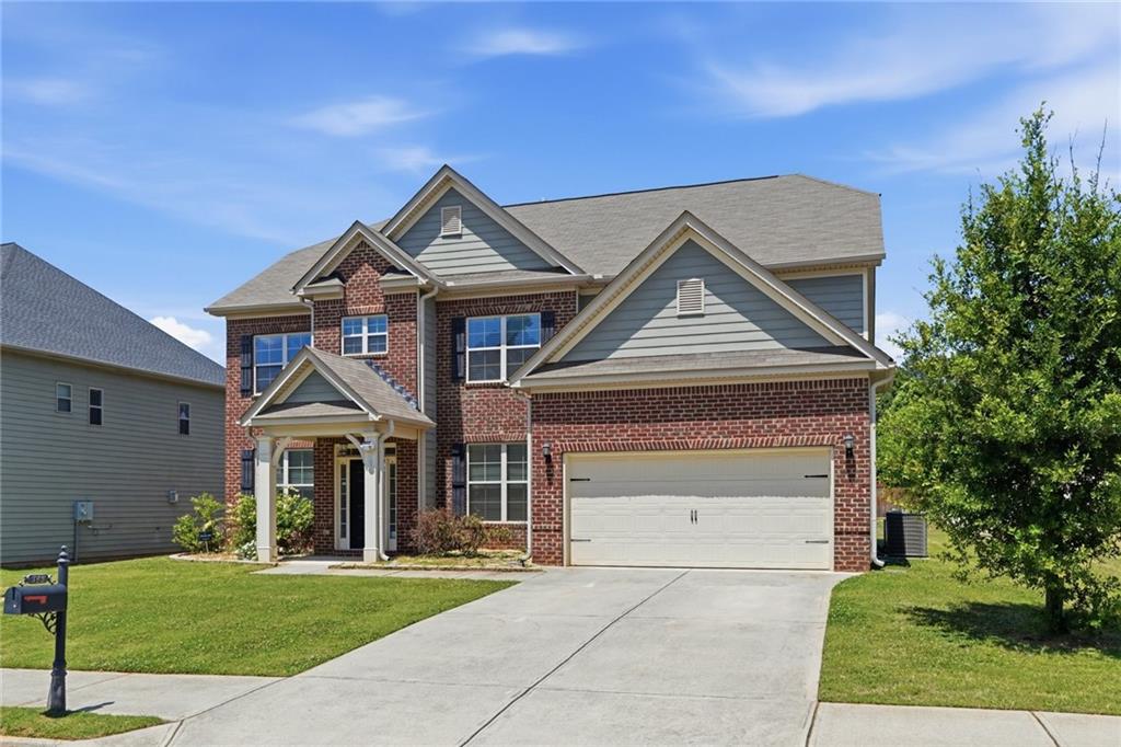 385 Hinton Chase Parkway