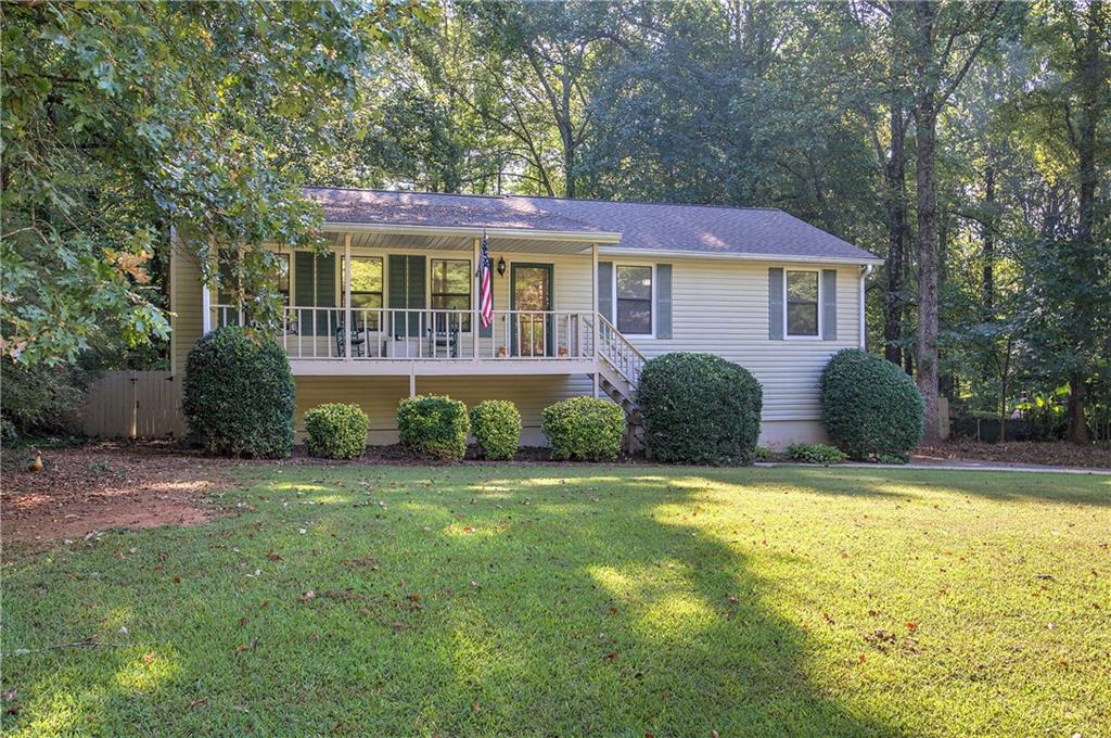 Photo of 98 Beatrice Street, Dallas, GA 30157 (MLS # 7841171)
