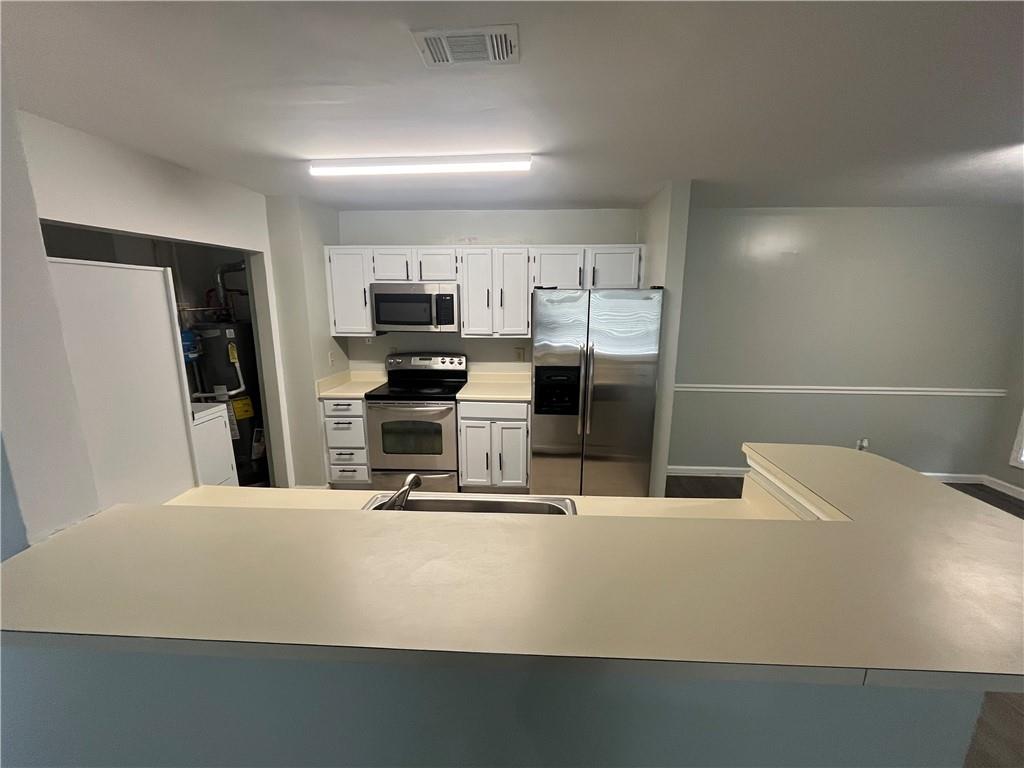 702 Mill Pond Drive SE