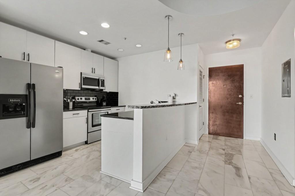 400 W Peachtree Street NW 1812